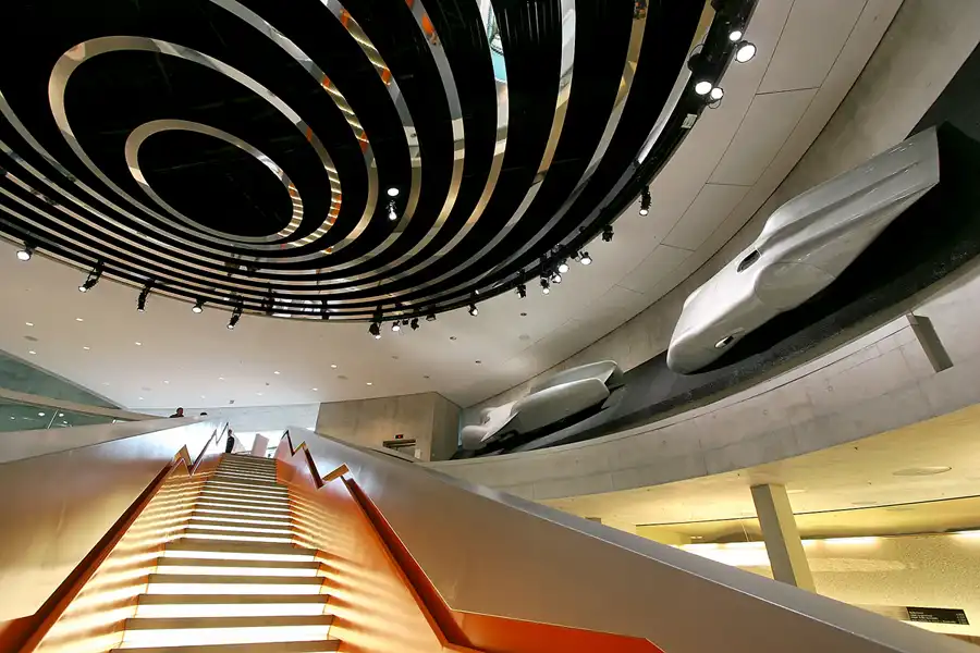 042 | 2007 | Stuttgart | Mercedes Benz Museum | © carsten riede fotografie