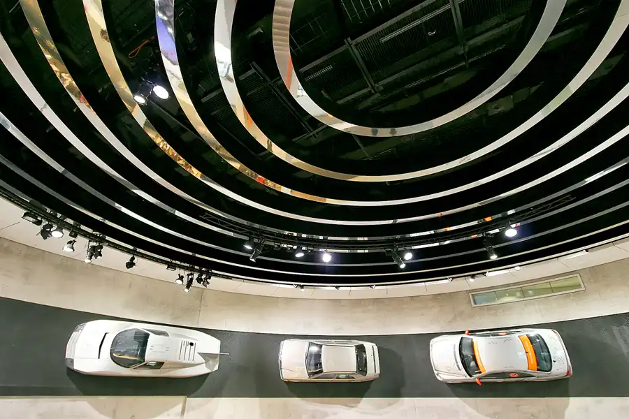 043 | 2007 | Stuttgart | Mercedes Benz Museum | © carsten riede fotografie