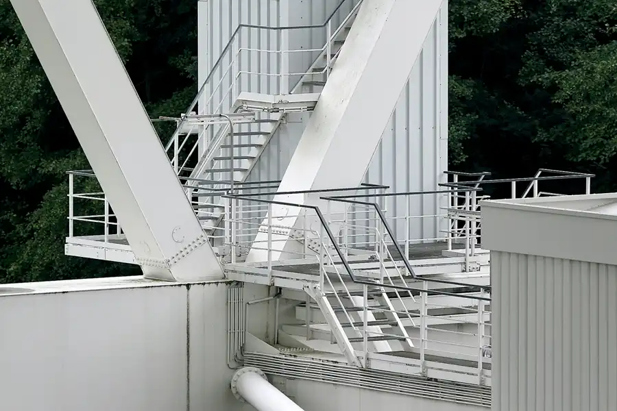 018 | 2007 | Effelsberg | Radioteleskop – 100 Meter Durchmesser | © carsten riede fotografie