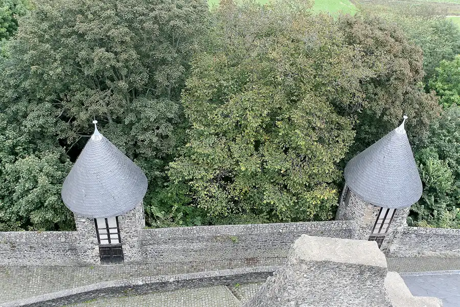 011 | 2007 | Nürburg | Burgruine | © carsten riede fotografie