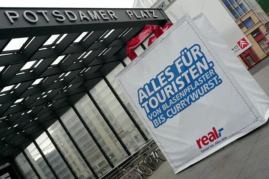 025 | 2008 | Berlin | Potsdamer Platz | © carsten riede fotografie