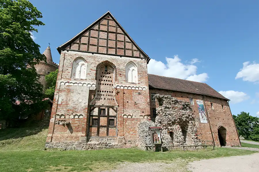 060 | 2008 | Burg Stargard | © carsten riede fotografie