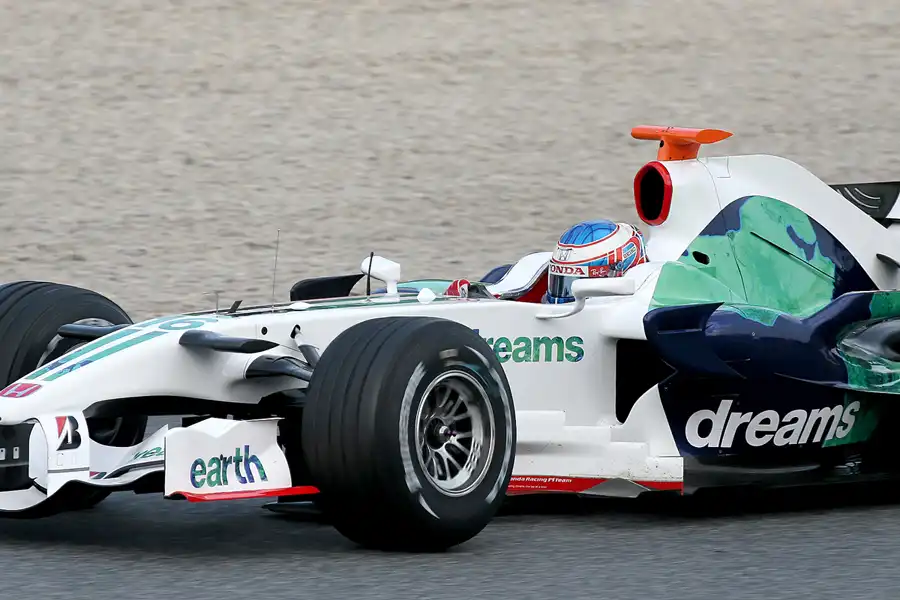 086 | 2008 | Barcelona | Honda RA108 | Jenson Button | © carsten riede fotografie