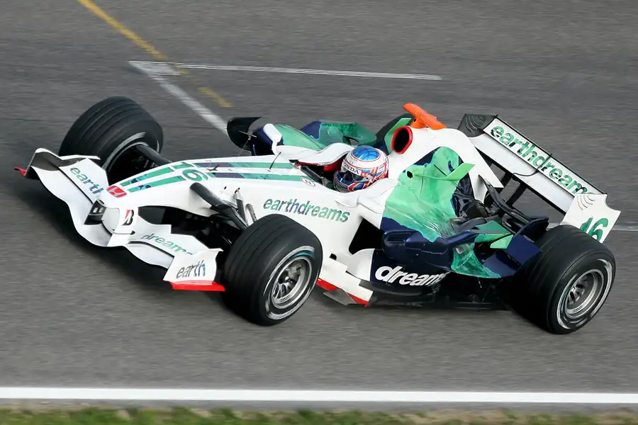 089 | 2008 | Barcelona | Honda RA108 | Jenson Button | © carsten riede fotografie