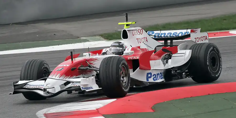 204 | 2008 | Barcelona | Toyota TF108 | Jarno Trulli | © carsten riede fotografie