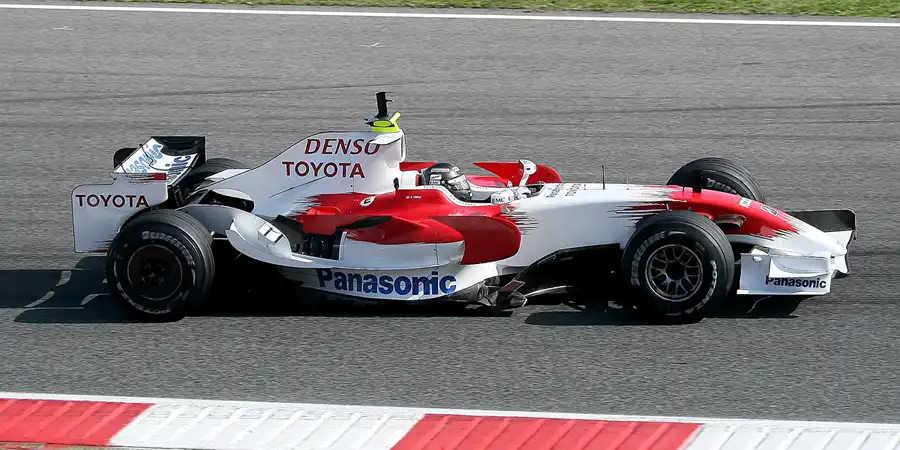 211 | 2008 | Barcelona | Toyota TF108 | Jarno Trulli | © carsten riede fotografie