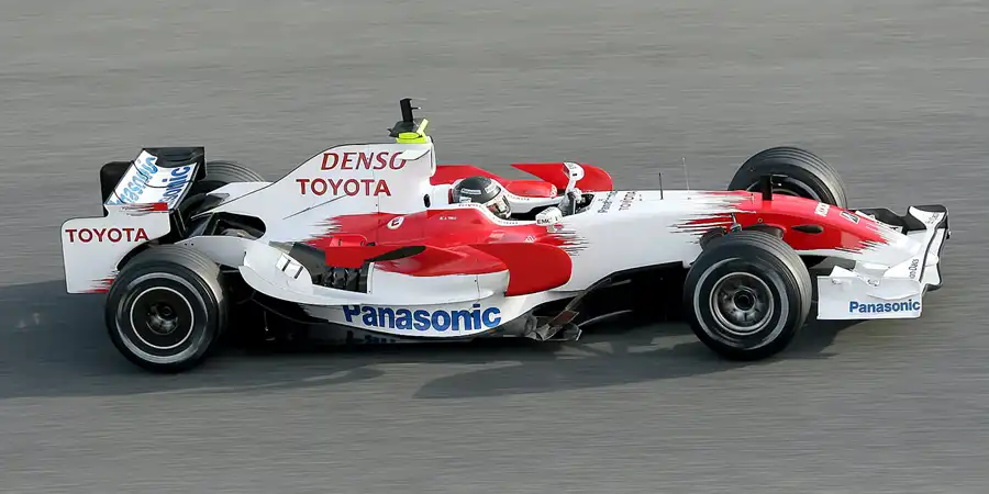 212 | 2008 | Barcelona | Toyota TF108 | Jarno Trulli | © carsten riede fotografie