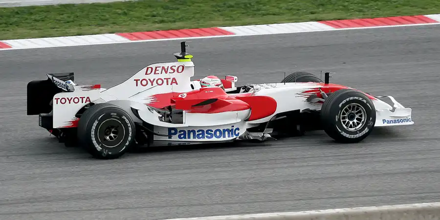 214 | 2008 | Barcelona | Toyota TF108 | Jarno Trulli | © carsten riede fotografie