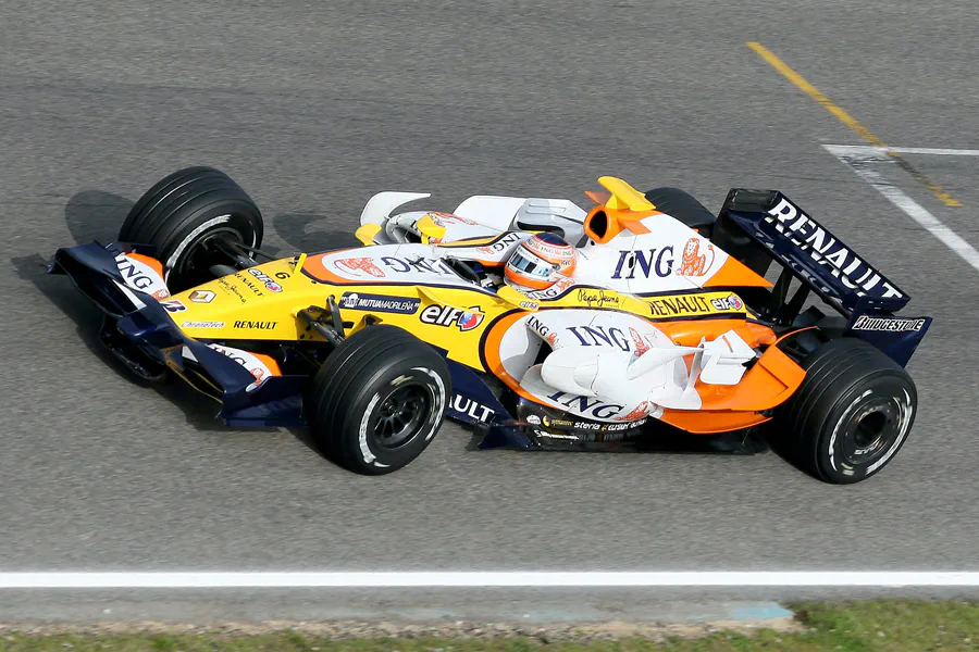 168 | 2008 | Barcelona | Renault R28 | Nelson Piquet Jr. | © carsten riede fotografie