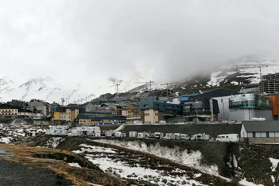 041 | 2008 | Pas De La Casa | © carsten riede fotografie