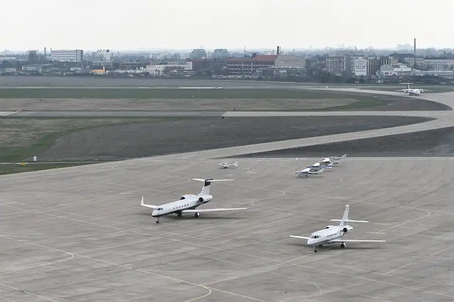 035 | 2008 | Berlin | Flughafen Tempelhof | © carsten riede fotografie