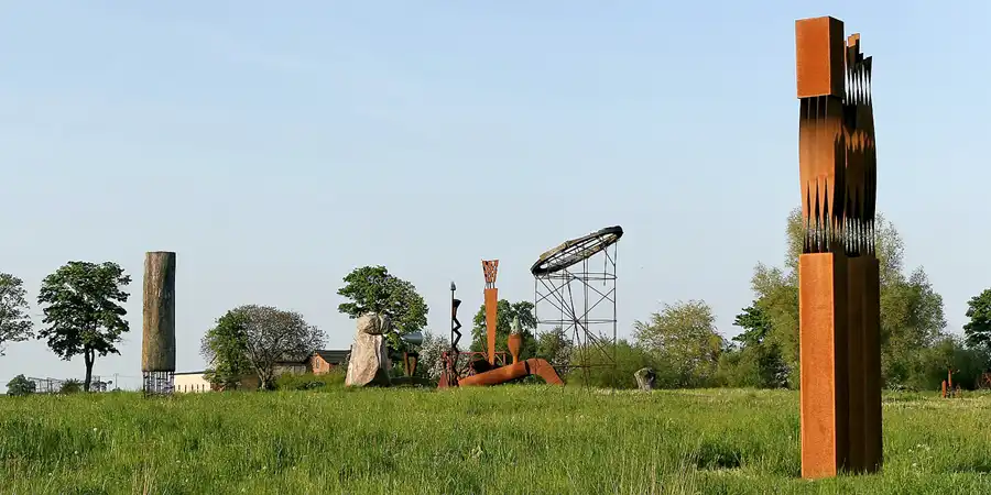 021 | 2008 | Katzow | Skulpturenpark | © carsten riede fotografie