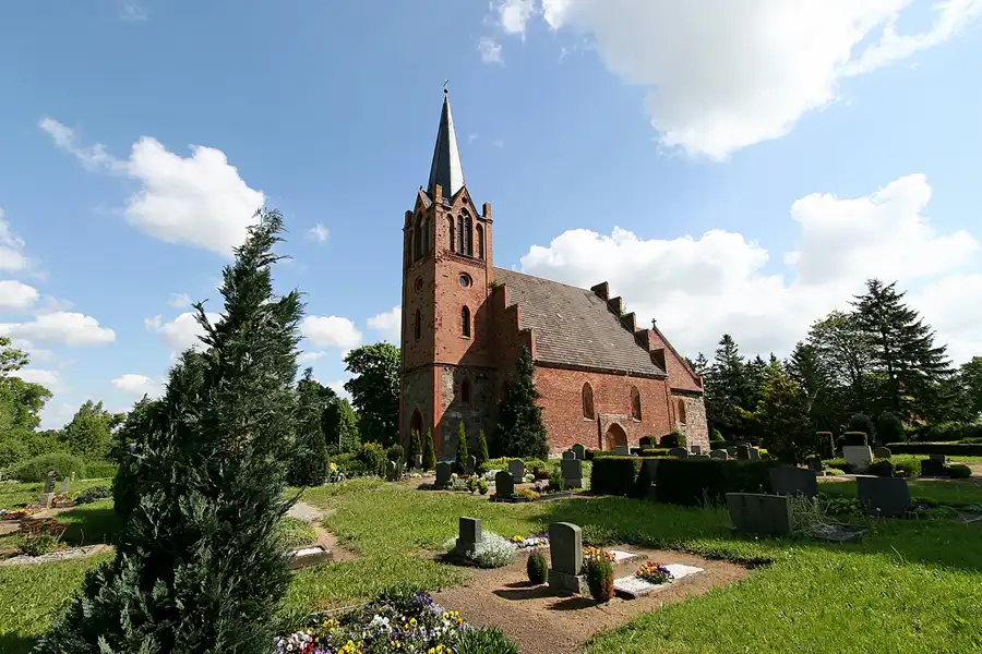 050 | 2008 | Kartlow | Kirche | © carsten riede fotografie