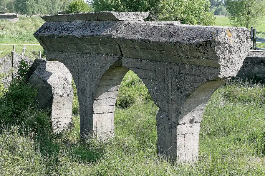 007 | 2008 | Peenemünde | Heeresversuchsanstalt – Bunker in den Peenewiesen | © carsten riede fotografie