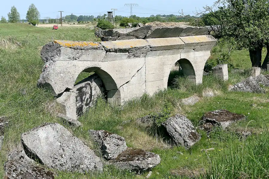 012 | 2008 | Peenemünde | Heeresversuchsanstalt – Bunker in den Peenewiesen | © carsten riede fotografie