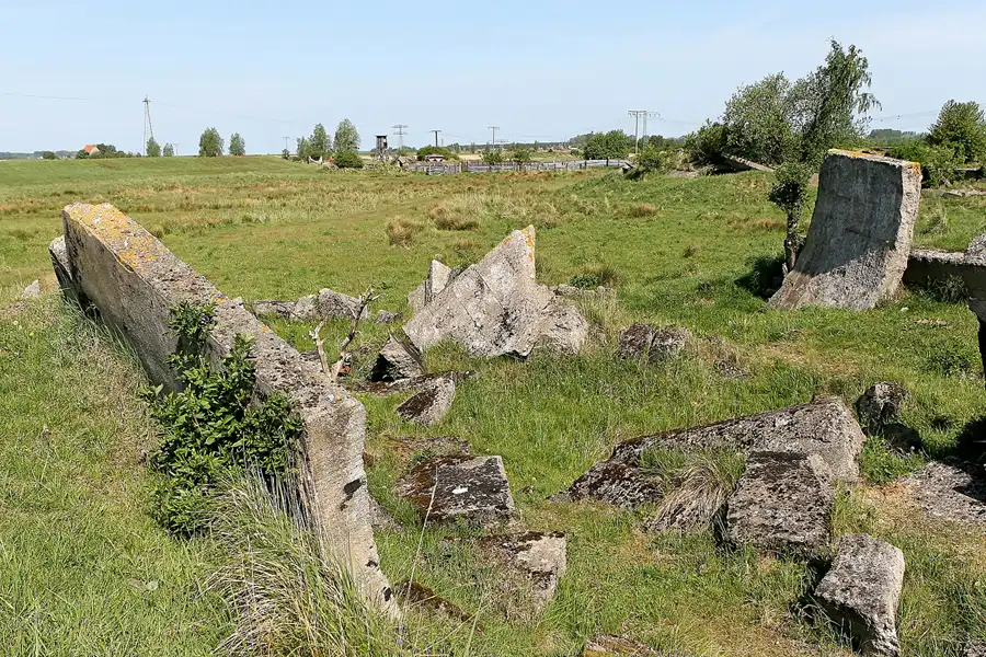 015 | 2008 | Peenemünde | Heeresversuchsanstalt – Bunker in den Peenewiesen | © carsten riede fotografie