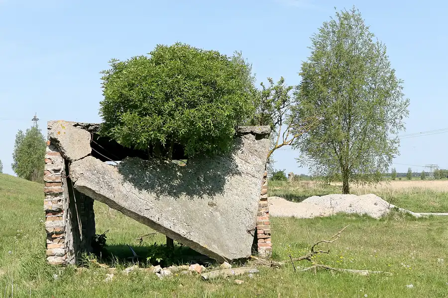 017 | 2008 | Peenemünde | Heeresversuchsanstalt – Bunker in den Peenewiesen | © carsten riede fotografie