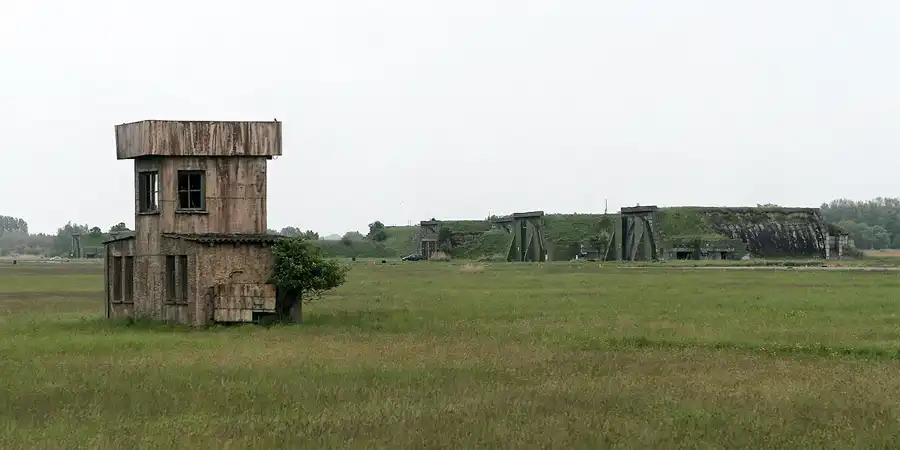 049 | 2008 | Peenemünde | Heeresversuchsanstalt – Der Flugplatz EDCP | © carsten riede fotografie