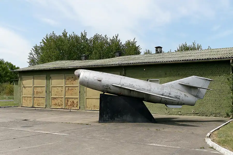 052 | 2008 | Peenemünde | Heeresversuchsanstalt – Der Flugplatz EDCP | © carsten riede fotografie