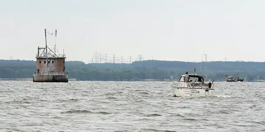 060 | 2008 | Peenemünde | Heeresversuchsanstalt – Der Flugplatz EDCP – Leitfeuer | © carsten riede fotografie