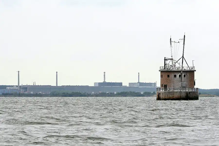 061 | 2008 | Peenemünde | Heeresversuchsanstalt – Der Flugplatz EDCP – Leitfeuer | © carsten riede fotografie