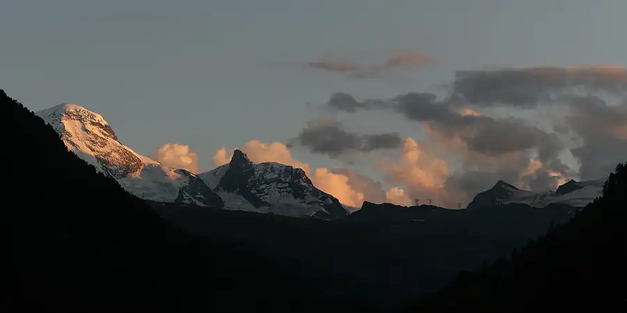 016 | 2008 | Täsch | © carsten riede fotografie