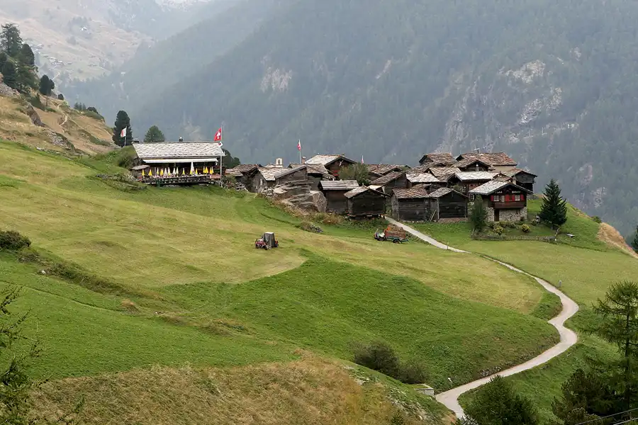 144 | 2008 | Zermatt | Wanderung von Schwarzsee paradise nach Zermatt | © carsten riede fotografie