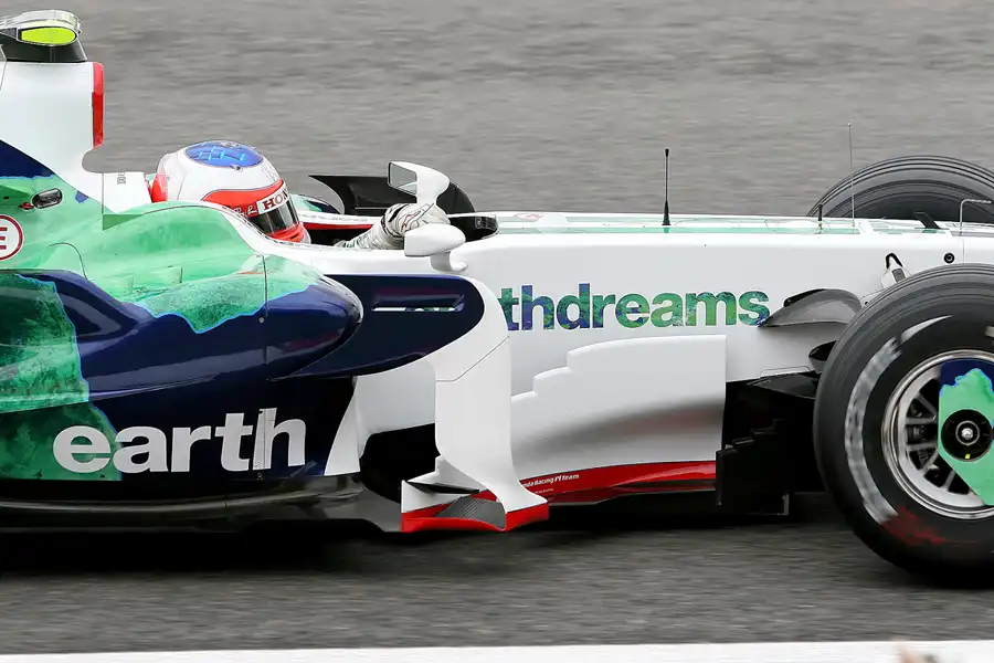 068 | 2008 | Spa-Francorchamps | Honda RA108 | Rubens Barrichello | © carsten riede fotografie