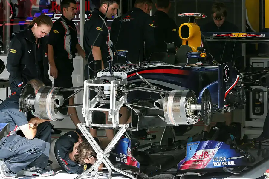 112 | 2008 | Spa-Francorchamps | Red Bull-Renault RB4 | © carsten riede fotografie