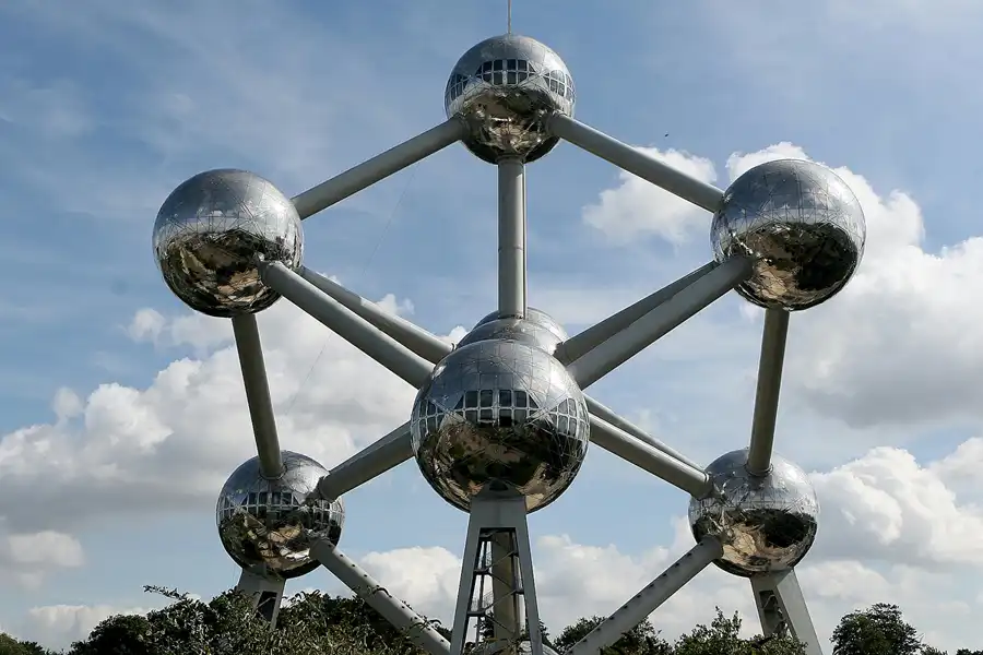 001 | 2008 | Bruxelles | Gelände der Expo 58 – Atomium | © carsten riede fotografie