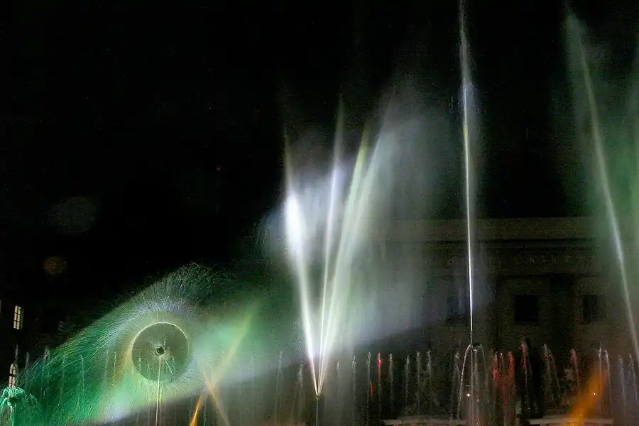 004 | 2008 | Berlin | Festival Of Lights – Flames Of Water | © carsten riede fotografie