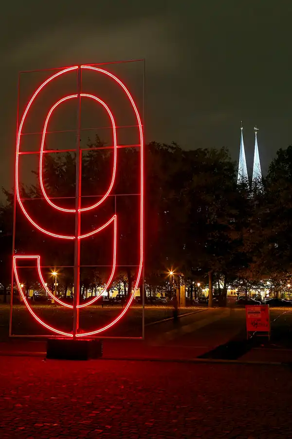 051 | 2008 | Berlin | Festival Of Lights – Marx-Engels-Forum + Nikolaikirche | © carsten riede fotografie