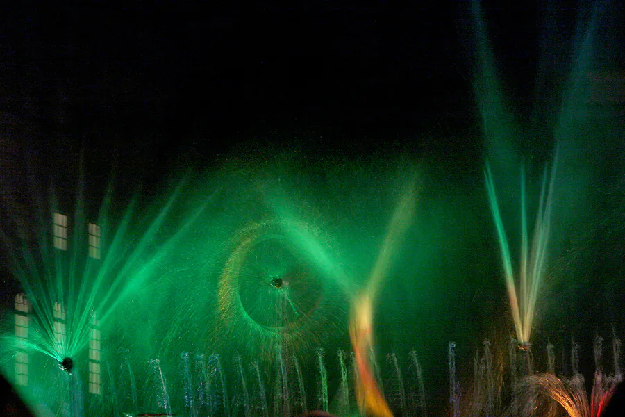 006 | 2008 | Berlin | Festival Of Lights – Flames Of Water | © carsten riede fotografie