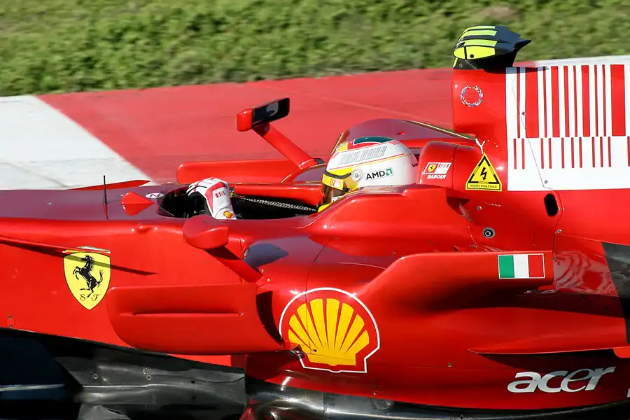 026 | 2008 | Barcelona | Ferrari F2008K | Luca Badoer | © carsten riede fotografie
