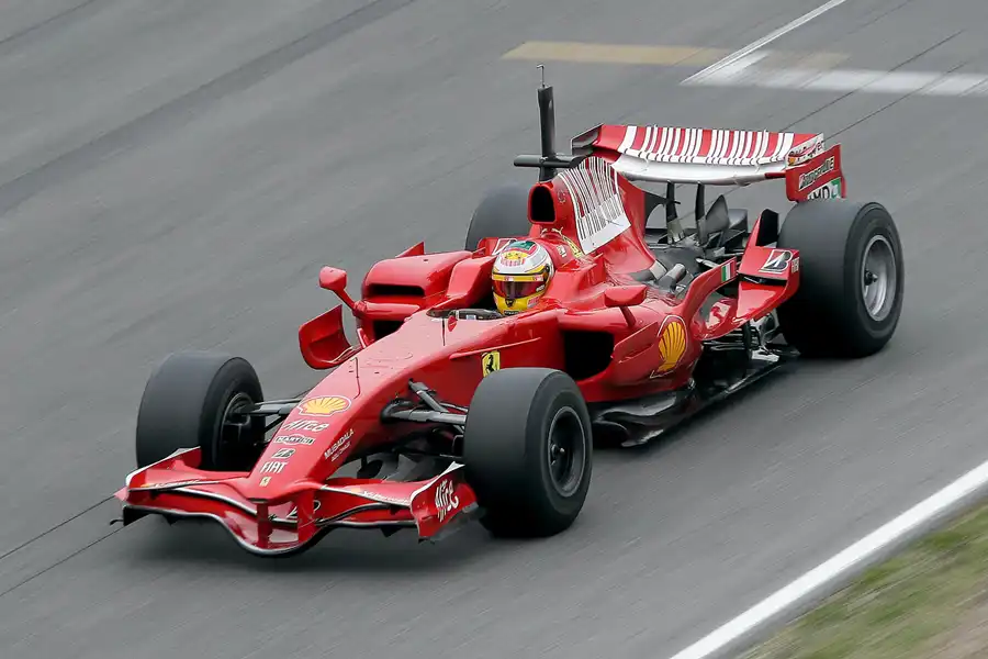 028 | 2008 | Barcelona | Ferrari F2008K | Luca Badoer | © carsten riede fotografie