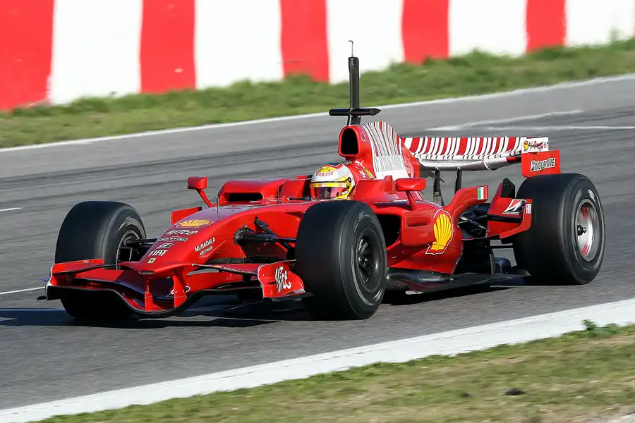 030 | 2008 | Barcelona | Ferrari F2008K | Luca Badoer | © carsten riede fotografie