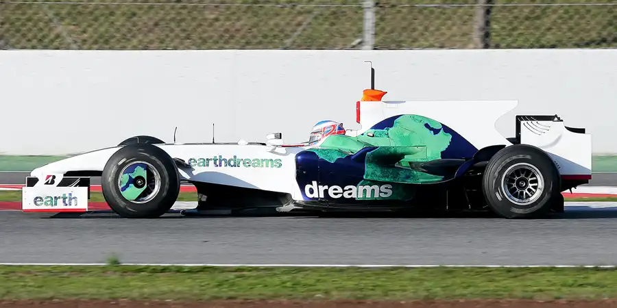 059 | 2008 | Barcelona | Honda RA108 | Jenson Button | © carsten riede fotografie