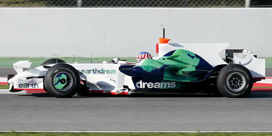 083 | 2008 | Barcelona | Honda RA108 | Alexander Wurz | © carsten riede fotografie