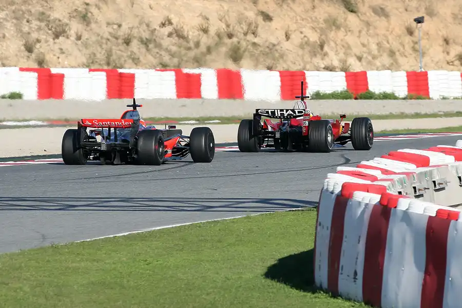 089 | 2008 | Barcelona | McLaren-Mercedes Benz MP4-23A | Gary Paffett + Ferrari F2008 | Marc Gene | © carsten riede fotografie