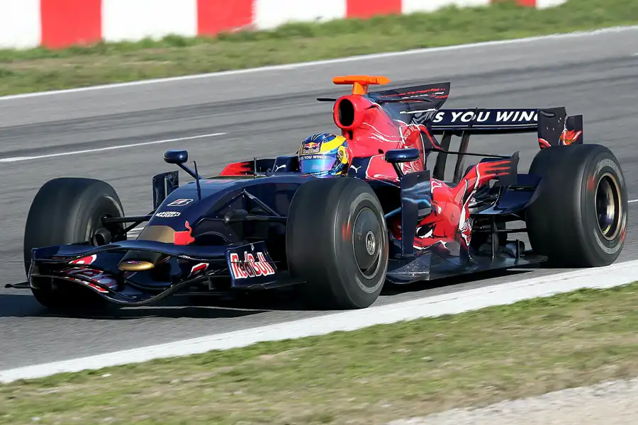 127 | 2008 | Barcelona | Toro Rosso-Ferrari STR3 | Sebastian Bourdais | © carsten riede fotografie