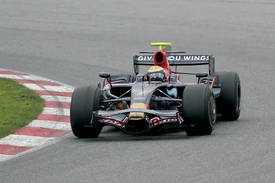 132 | 2008 | Barcelona | Toro Rosso-Ferrari STR3 | Sebastien Buemi | © carsten riede fotografie