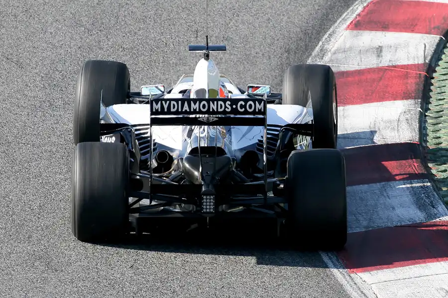 151 | 2008 | Barcelona | Williams-Toyota FW30B | Nico Hülkenberg | © carsten riede fotografie