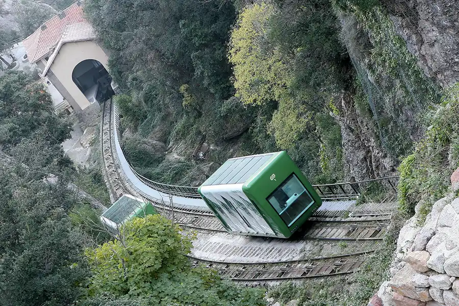 081 | 2008 | Serra De Montserrat | Funicular de la Santa Cova | © carsten riede fotografie