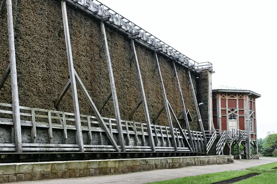 011 | 2009 | Bad Dürrenberg | Gradierwerk | © carsten riede fotografie