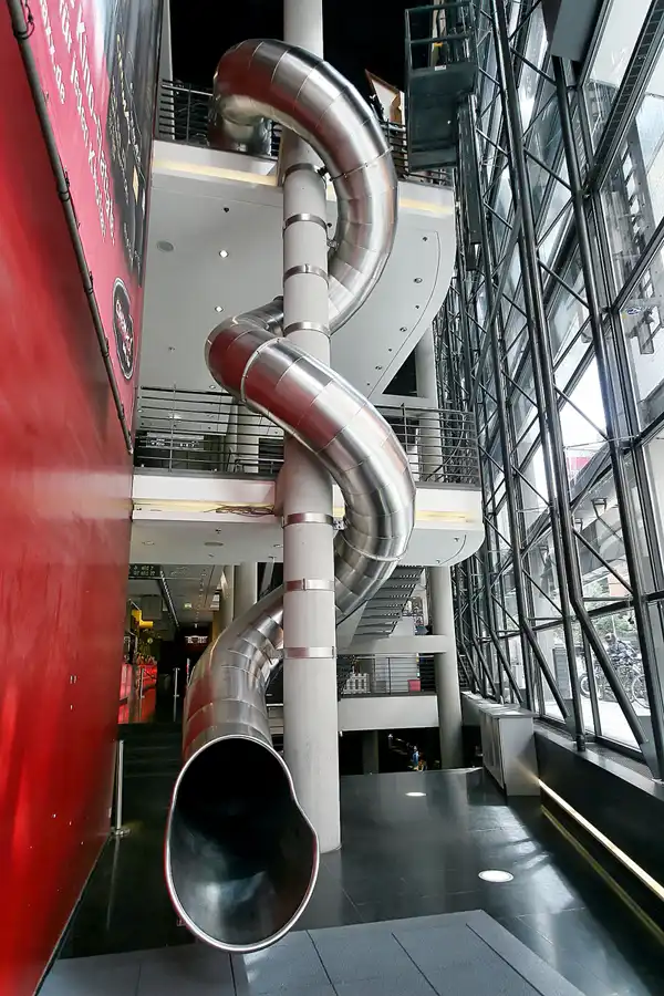 049 | 2009 | Berlin | CinemaxX Potsdamer Platz | © carsten riede fotografie