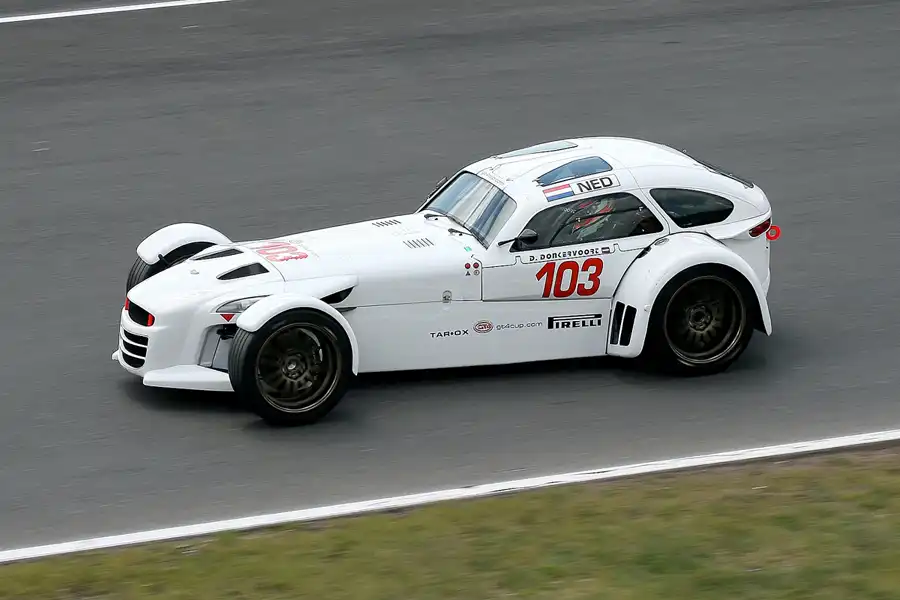 124 | 2009 | Motorsport Arena Oschersleben | GT4 European Cup | © carsten riede fotografie