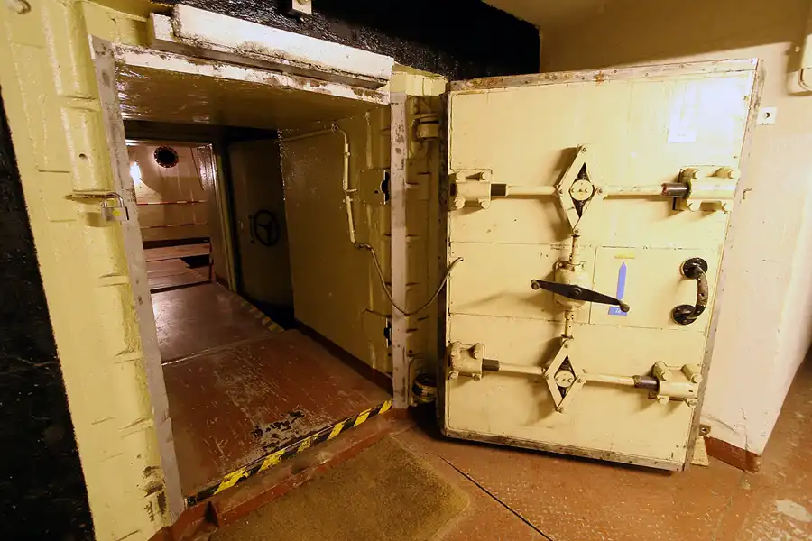 029 | 2009 | Harnekop | Atombunker SBW 16/102 | © carsten riede fotografie