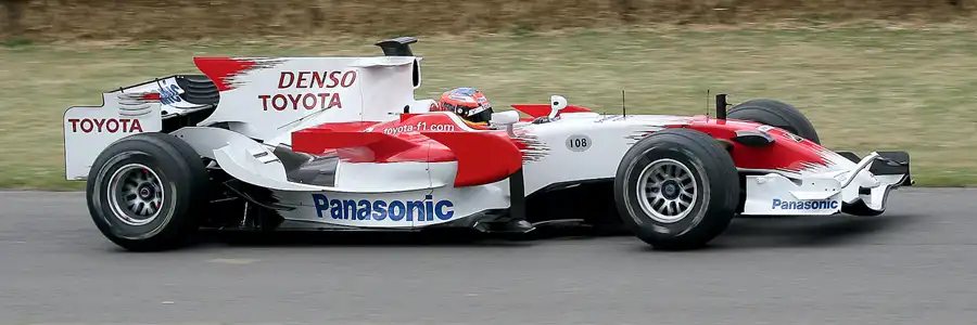 033 | 2009 | Goodwood | Festival Of Speed | Toyota TF108 | Timo Glock | © carsten riede fotografie