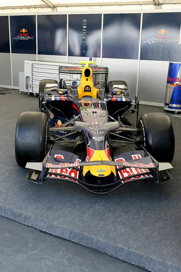 070 | 2009 | Goodwood | Festival Of Speed | Red Bull-Renault RB4 | © carsten riede fotografie