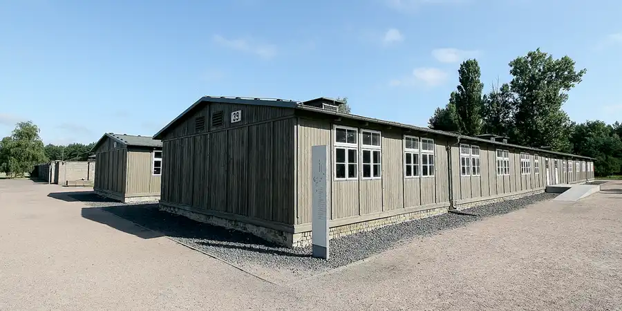 015 | 2009 | Sachsenhausen | Gedenkstätte | © carsten riede fotografie